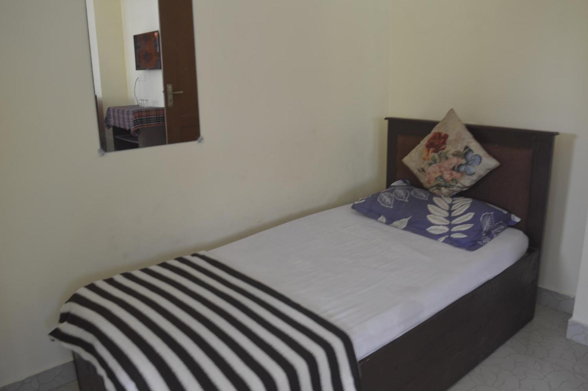 Green Castle Residency Nedumkandam Extérieur photo